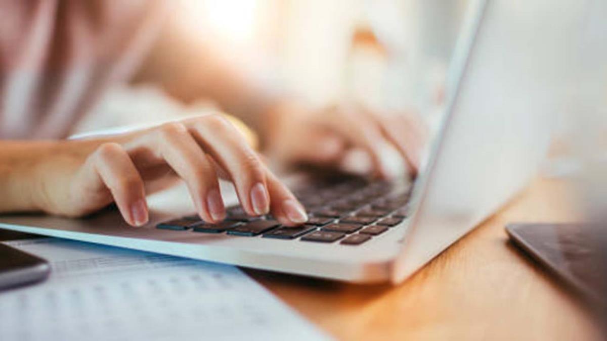 El varón, de 27 años tenía antecedentes por actos similares y fue arrestado por la Policía Nacional 
