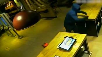 El arrestado utilizaba el método del rififí 