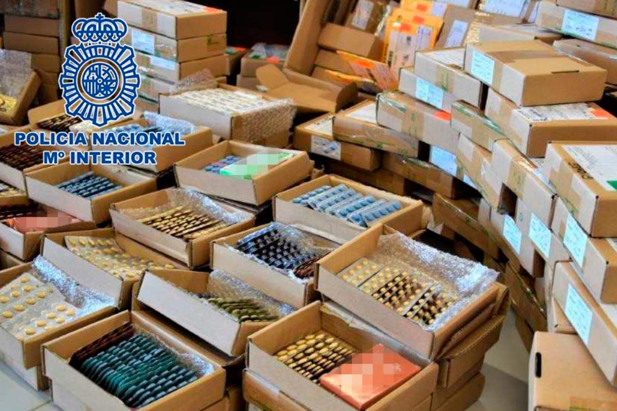 En España, introducía medicamentos contra la disfunción eréctil, mientras que en otros países introducía supuestos medicamentos contra el virus Covid-19 y contra el VIH