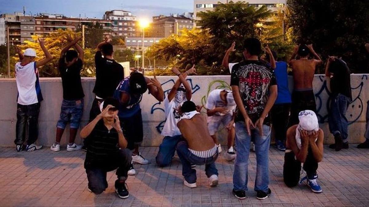 Estos miembros de la banda juvenil Dominican Don't Play fueron detenidos sobre las 10 de la noche del pasado domingo 