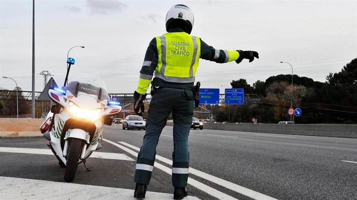 Tráfico pide prudencia en la carretera y mantiene activo el dispositivo entre el 14 y el 16 de agosto