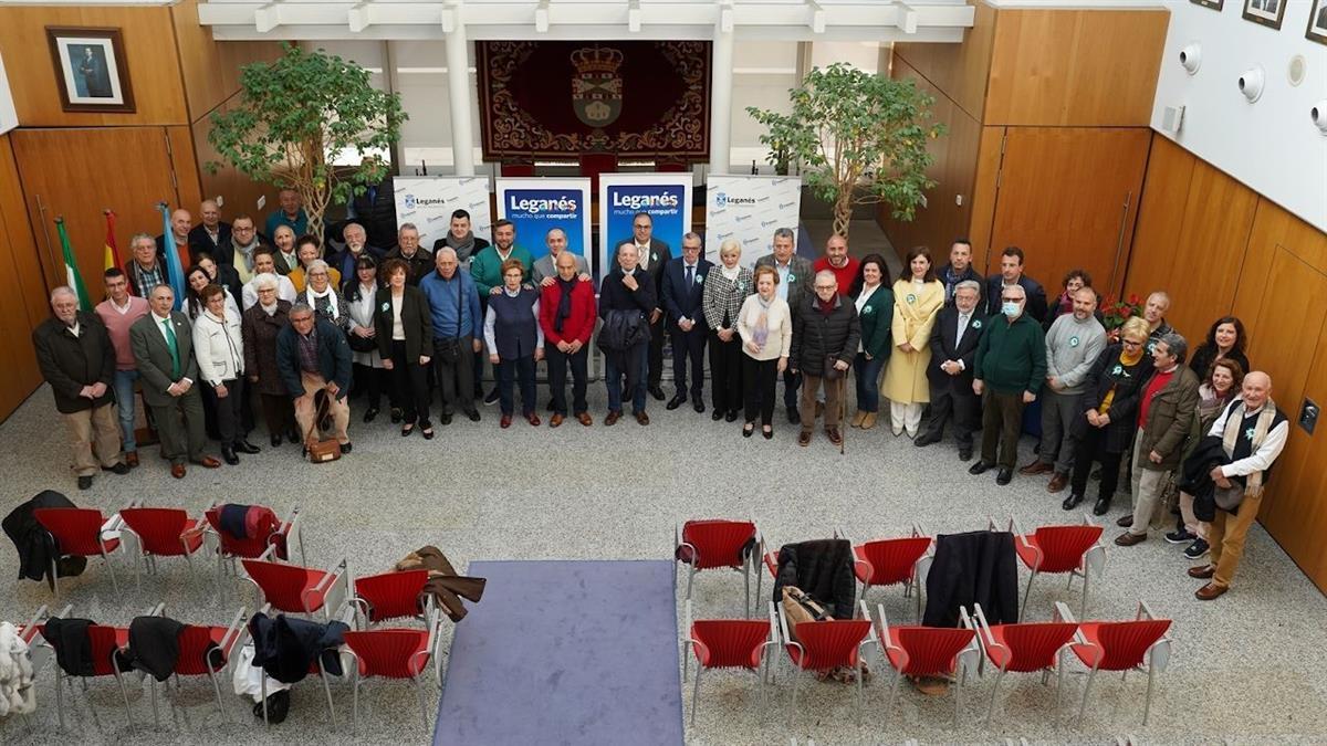 La Casa Consistorial ha servido de escenario para la celebración del Día de Andalucía junto a los socios y socias de la Casa de Andalucía de Leganés