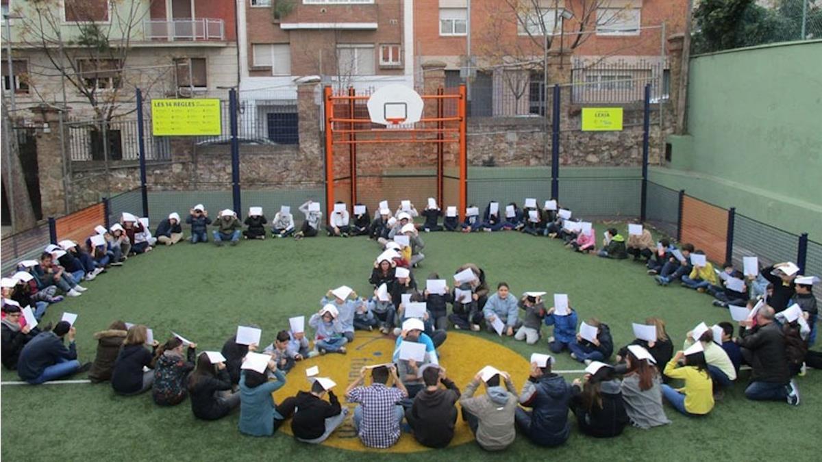 Hay actos programados en los centros docentes, ponencias en el Centro 8 de Marzo y una concentración en el parque de La Paz 