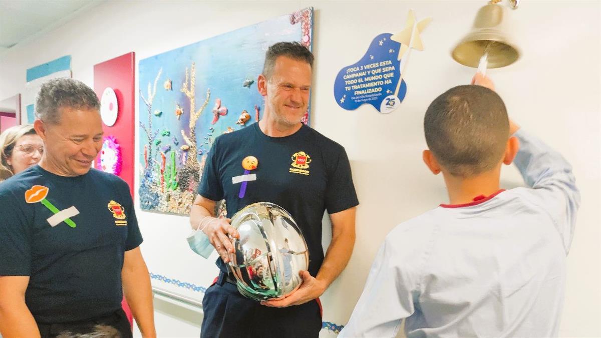 Se acaba de instalar, en colaboración con la Fundación Pequeño Deseo, una campaña para anunciar la vuelta a casa de los niños