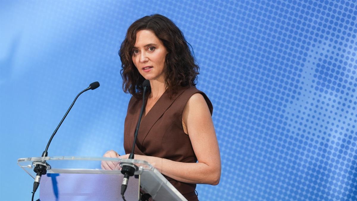La presidenta celebra el triunfo de nuestra selección a la par que condena los actos violentos en diferentes regiones