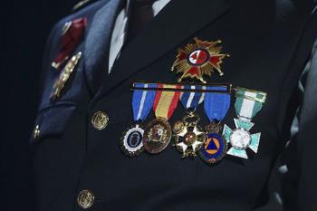 Lee toda la noticia 'Distintos galardonados con la Medalla de la Policía Local de Las Rozas'