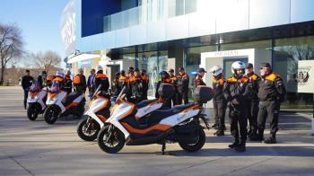 La Fundación del C.D. Leganés ha donado cuatro motos equipadas con desfibriladores y material de primera urgencia
