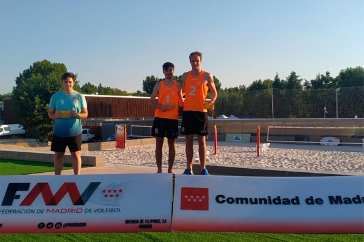 La pareja formada por Jorge Abad y Alberto de Miguel se impuso en el torneo regional