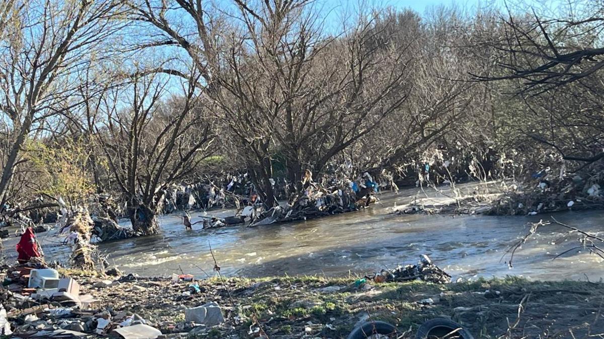 La asociación solicita también el desalojo de todas las viviendas ilegales