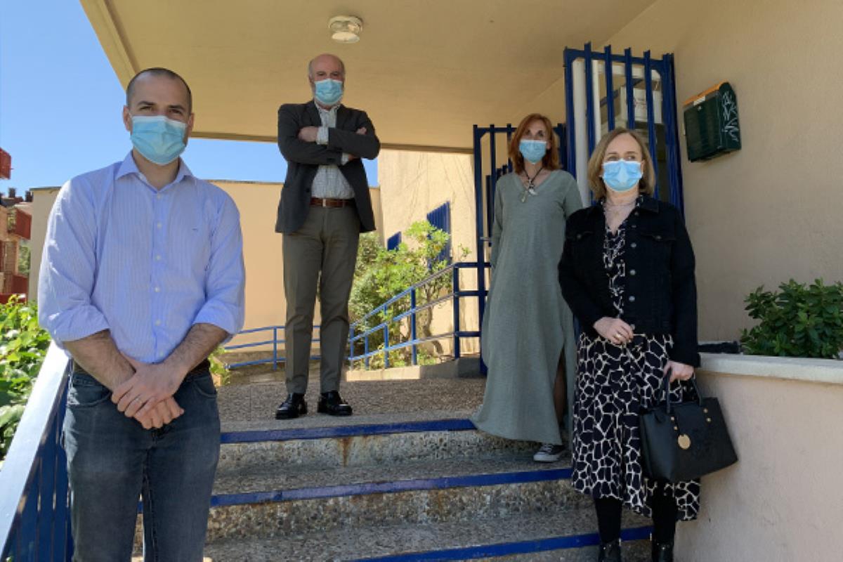 Ustarroz ha hablado de las inversiones en esta materia tras su visita a varios centros escolares