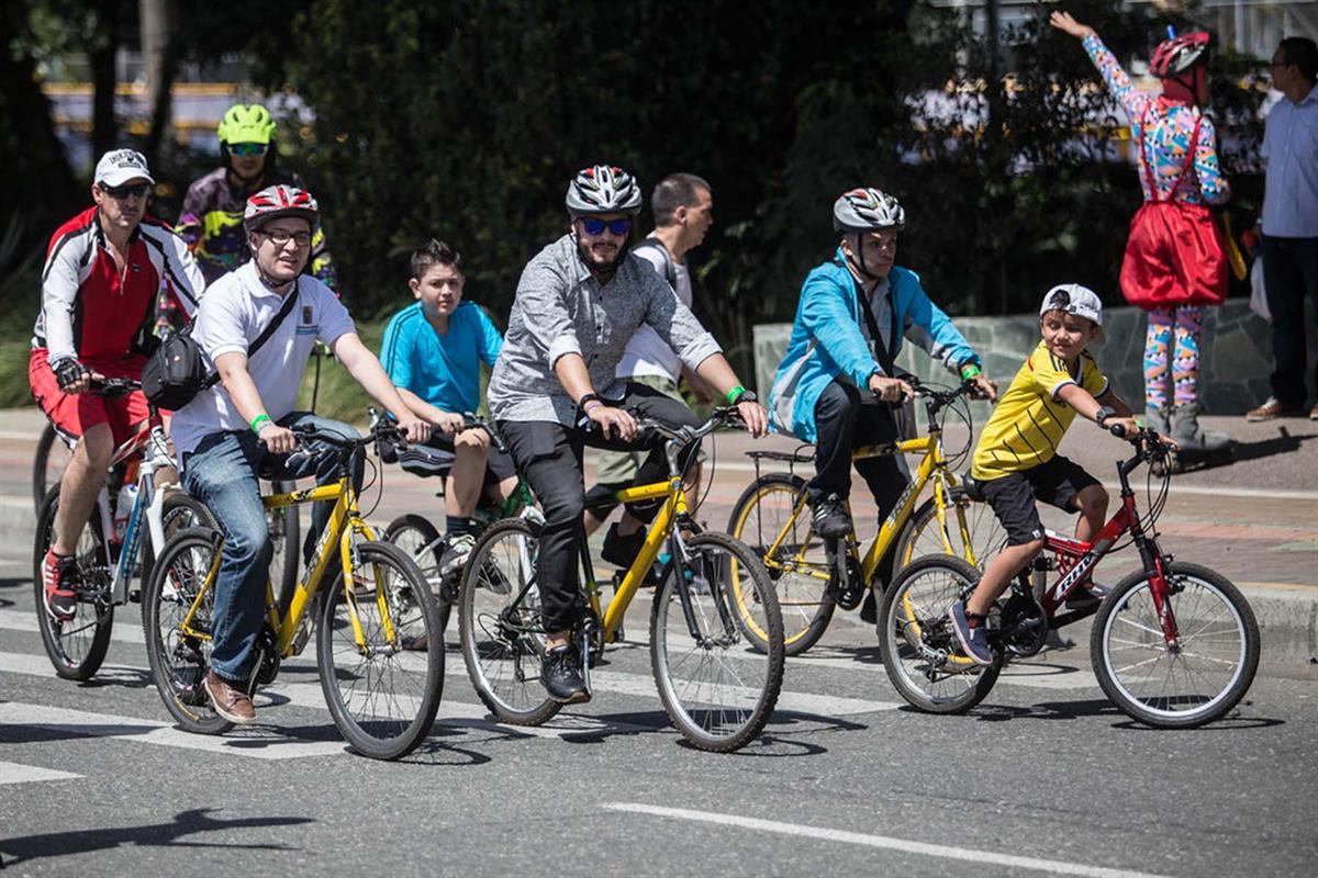 El PSOE de Aranjuez asegura que el gobierno municipal de Partido Popular y Ciudadanos, sostenido por VOX y Acipa, ha vuelto a dar muestras de su desidia, incapacidad de gestión y dejadez durante la Semana Europea de la Movilidad