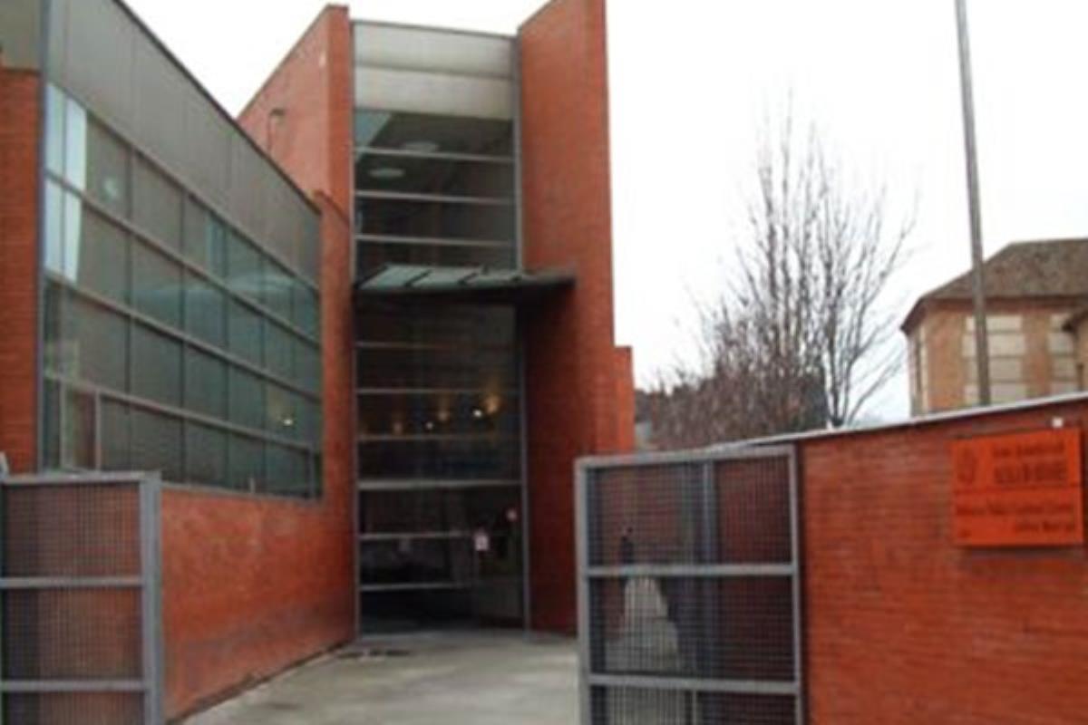 Sobre todo, presta servicio para trámites de carácter administrativo, académico y de investigación