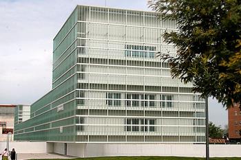 El Área de Mayores ofrece respuesta y ayuda a los usuarios mayores para comunicarse 