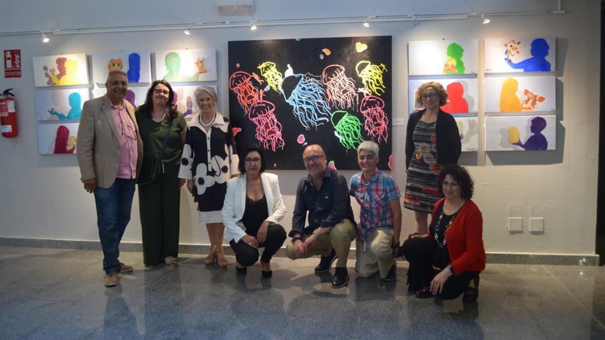 La exposición 'Acciones' consta de nueve pinturas con la técnica óleo sobre lienzo