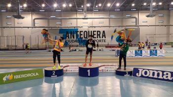 Gerson Pozo y Rocío Arroyo, atletas del Ajalkalá, fueron los referentes nacionales en los 400 ml en categoría sub20