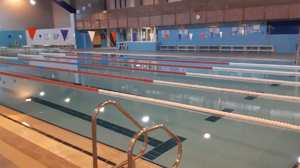 La medida se aplicará en Móstoles durante el curso 2026-2027 para atender la demanda del deporte municipal.