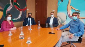 El alcalde de la ciudad y la concejala de Deportes se han reunido con el presidente del Consejo Superior de Deportes (CSD) y el director general de Deportes del CSD