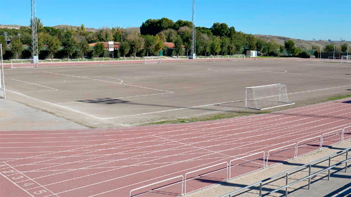 Se reformará el campo de fútbol y la pista de atletismo