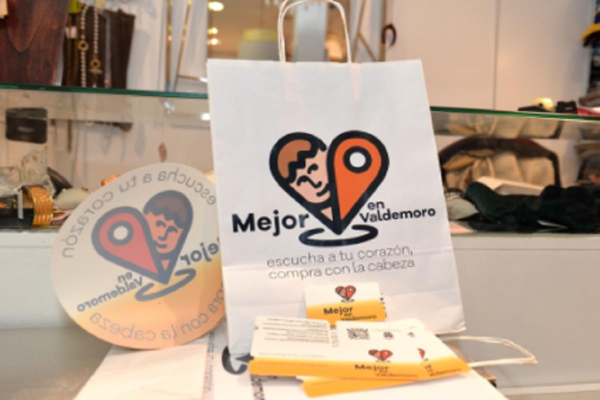 La iniciativa permitirá a los comercios y hosteleros obsequiar a sus clientes con un objeto indispensable por la pandemia