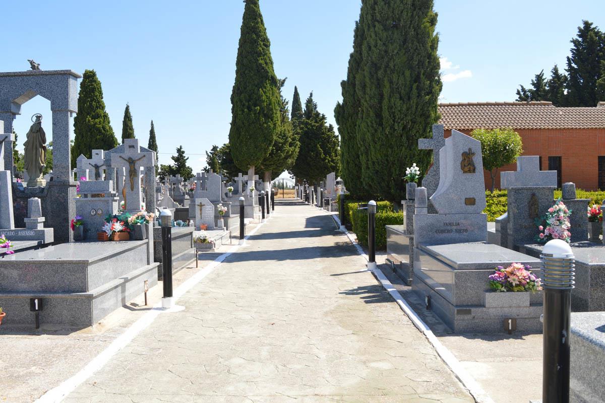 En el entierro solo se permiten 25 personas que deberán evitar el contacto físico y la formación de grupos