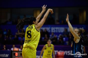 La ala pívot continuará jugando, una temporada más, en el club de su vida