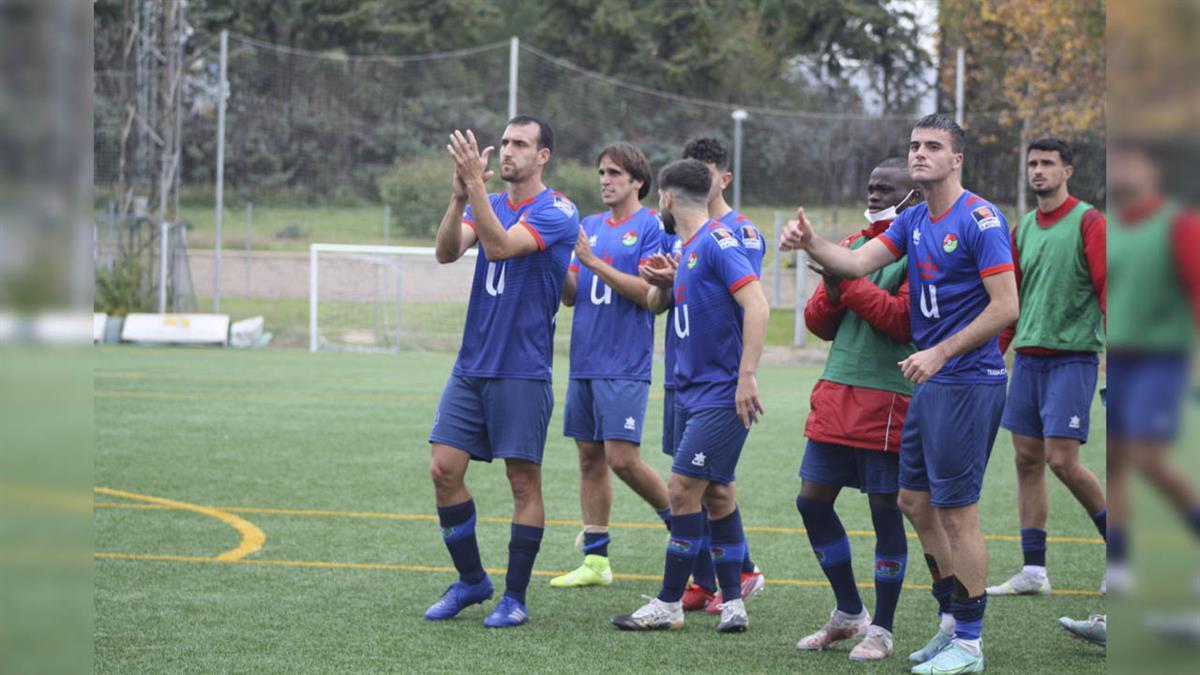 En los últimos minutos de partido ambos conjuntos desaprovecharon un penalti a favor