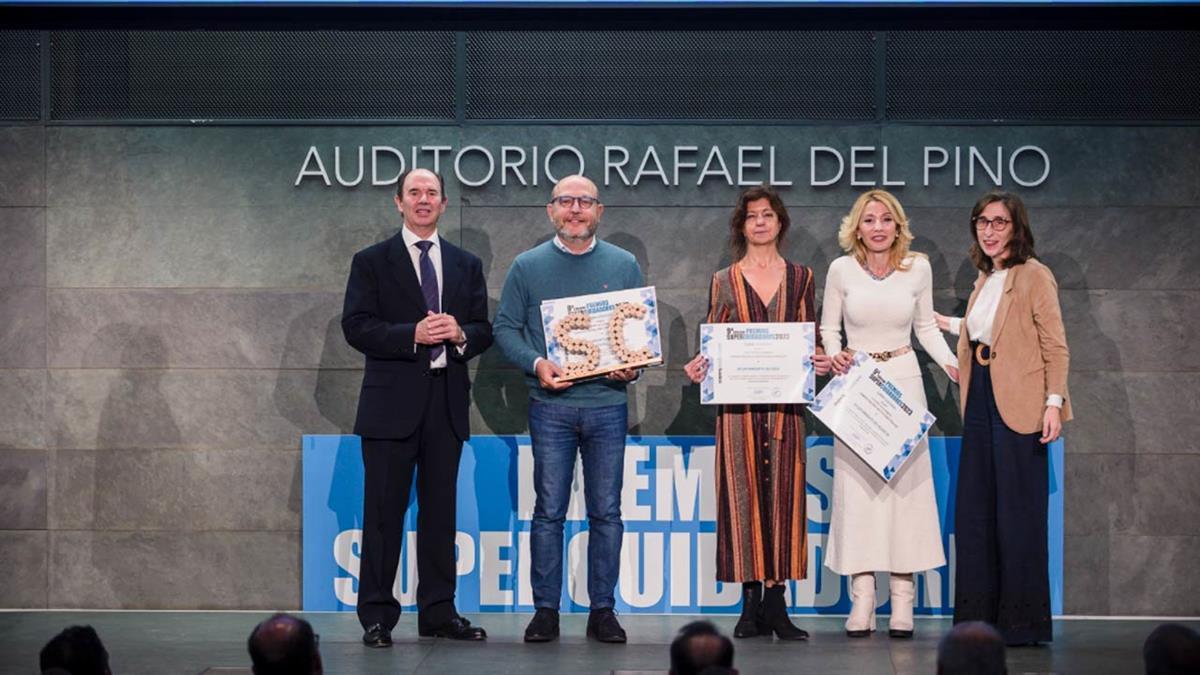 Reconocidos por ayudar a dignificar la figura del cuidador y por mejorar la vida de las personas mayores y dependientes