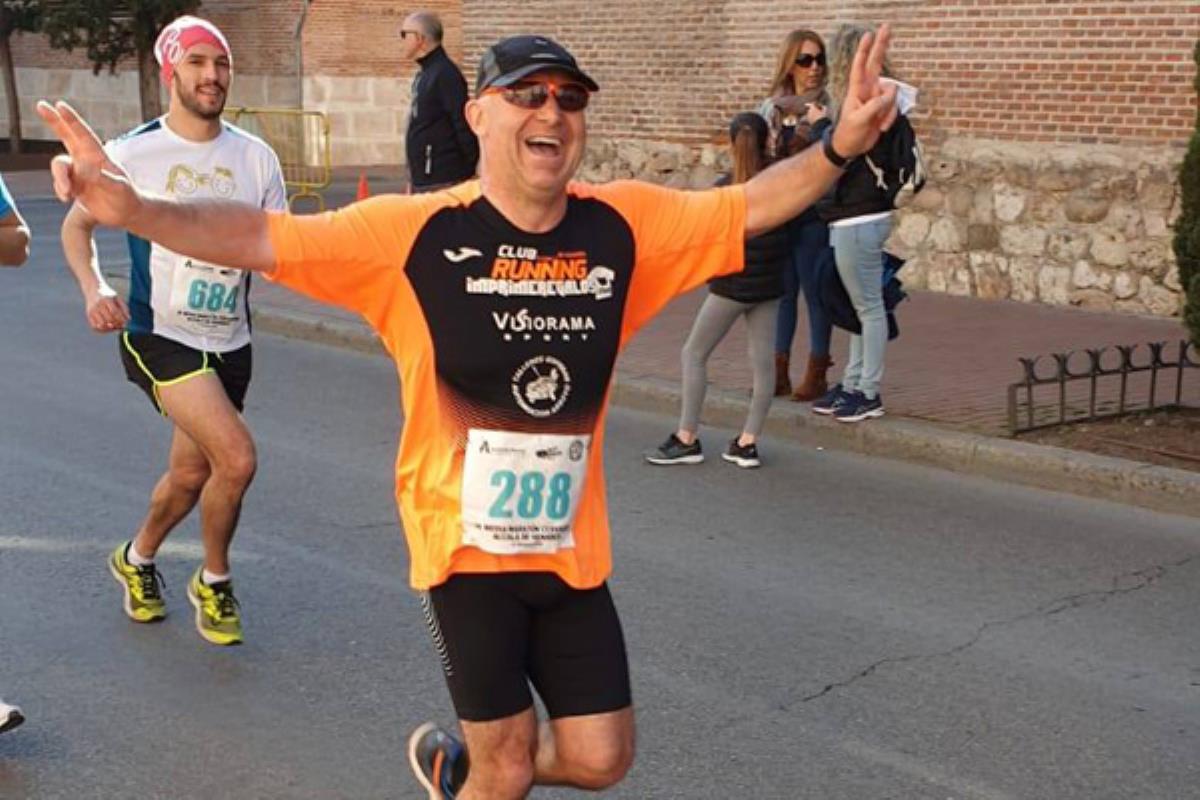 El equipo alcalaíno ha entregado lo recaudado a Cáritas