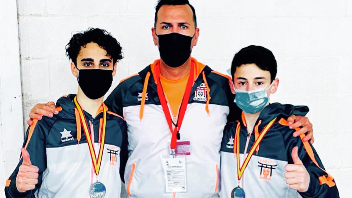 Los karatekas se han presentado en la competición nacional, donde han logrado muy buenos resultados