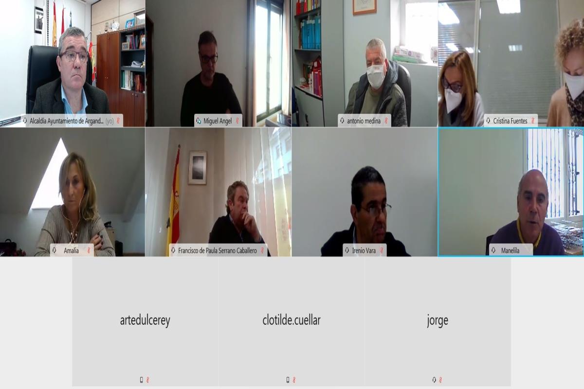 En esta organización forman parte todos los grupos municipales de la Corporación, UGT, CC.OO y ASERCO