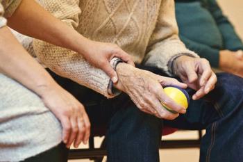 Lee toda la noticia 'El consistorio alfarero insta al Ejecutivo regional a dotar de recursos a las residencias '