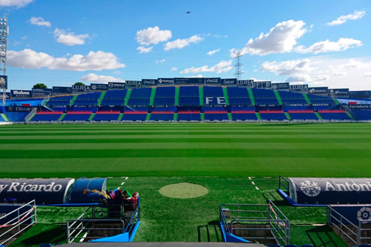 El club azulón modifica su nombre de cara al partido contra el F.C. Barcelona