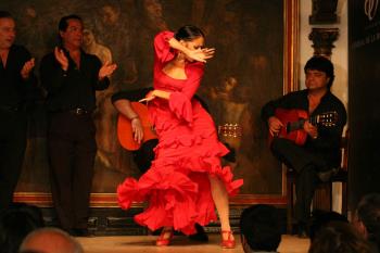 Vermú, aperitivo y guitarra flamenca durante el fin de semana 