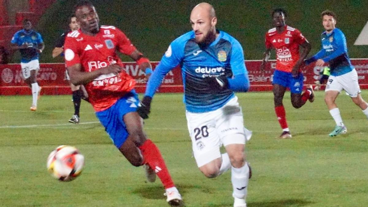 Los de Carlos Martínez protagonizaron las mejores ocasiones en ataque