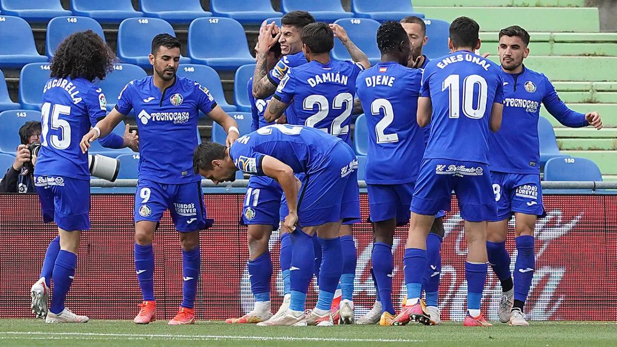 Los azulones lograron ganar al Levante por 2-1 y así aseguran estar en Primera el próximo curso