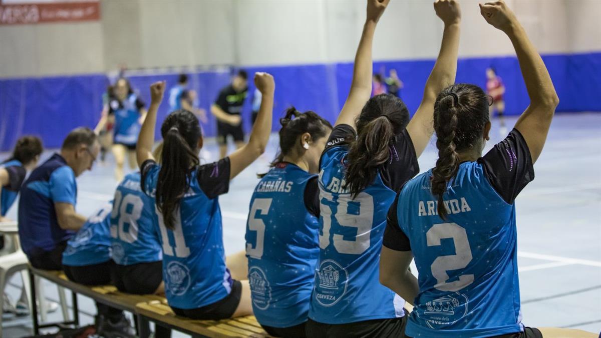 El primer equipo femenino suma su novena victoria con una defensa estelar