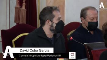 El concejal de Unidas Podemos Izquierda Unida, David Cobo, rechaza el pacto de Gobierno local entre el PSOE y Ciudadanos