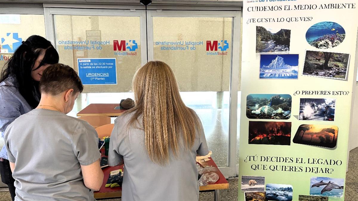 El centro organizó una actividad interactiva con preguntas sobre sostenibilidad y reciclaje para concienciar sobre el cuidado del medio ambiente.