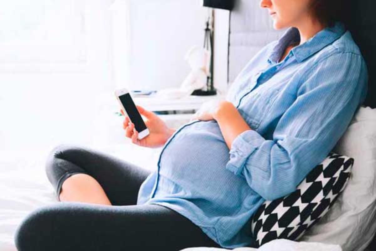 La línea gratuita 918227779 está activa de lunes a domingo de 10 a 19 horas
