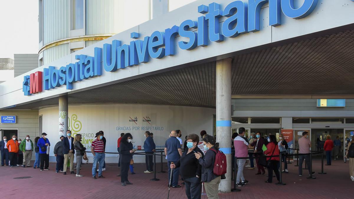 El Hospital Universitario de Torrejón continúa la campaña de vacunación con los mayores de 40 años