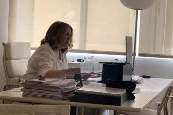 La alcaldesa apunta que “hay claros indicios de un posible trato de favor”