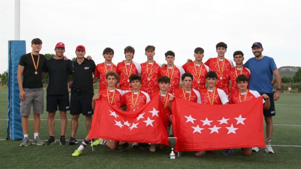 Hasta seis jugadores del club madrileño reciben la medalla de bronce en el Campeonato de España