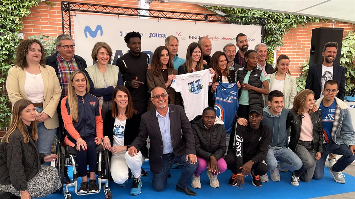 La concejala delegada de Deporte, Sofía Miranda, ha participado en la presentación de la carrera