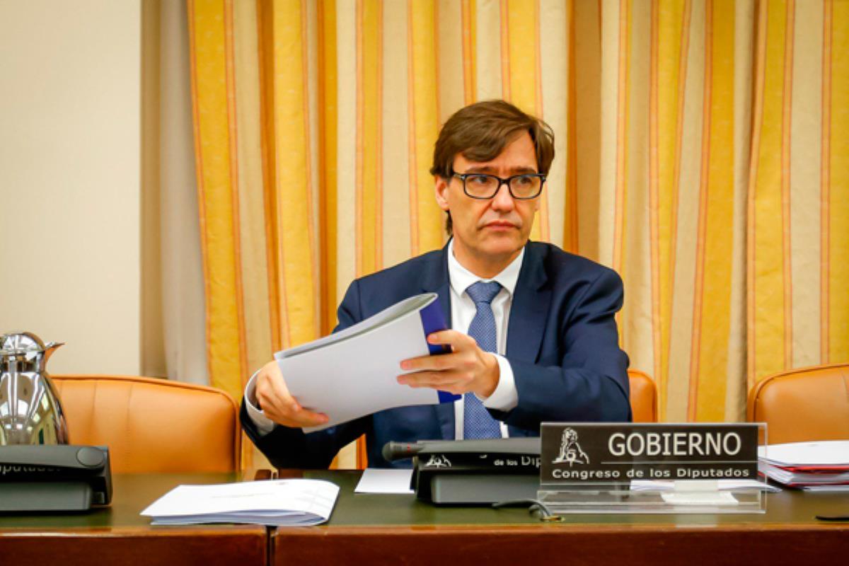 El responsable de Sanidad se muestra confiado un día antes de dar a conocer su decisión