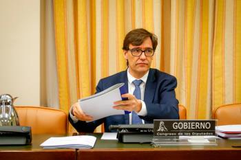 El responsable de Sanidad se muestra confiado un día antes de dar a conocer su decisión