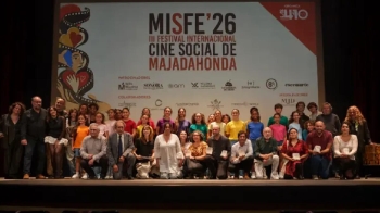 El MISFE’26 cierra su tercera edición con una gala marcada por el cine, los premiados y la ovación a Luis Perezagua
