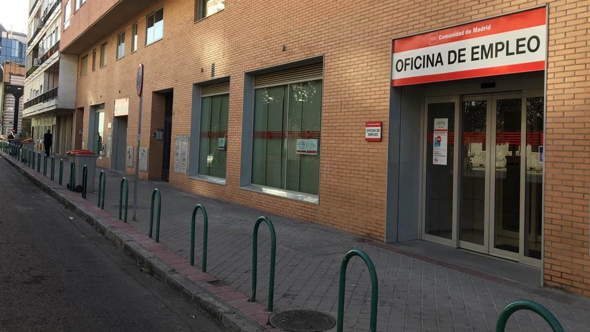 Se trata del mayor descenso de la serie histórica para este mes de abril, con una disminución interanual del 27,5%