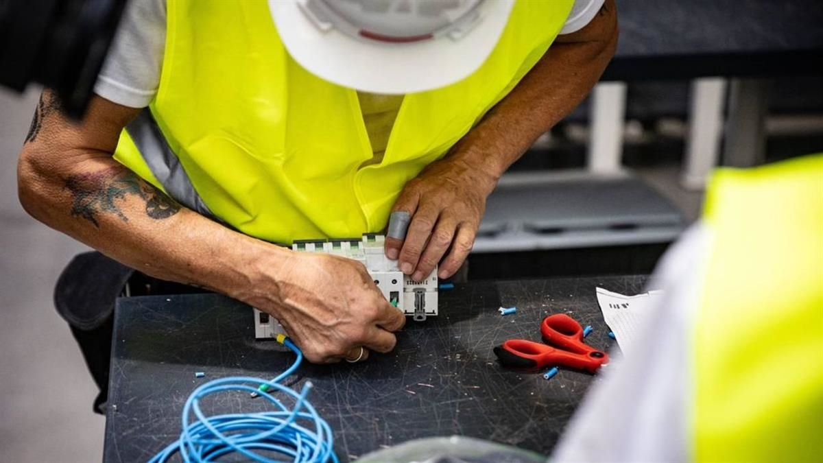 El desempleo aumenta en 19.500 personas aunque sigue en su nivel más bajo para este mes desde el año 2007
