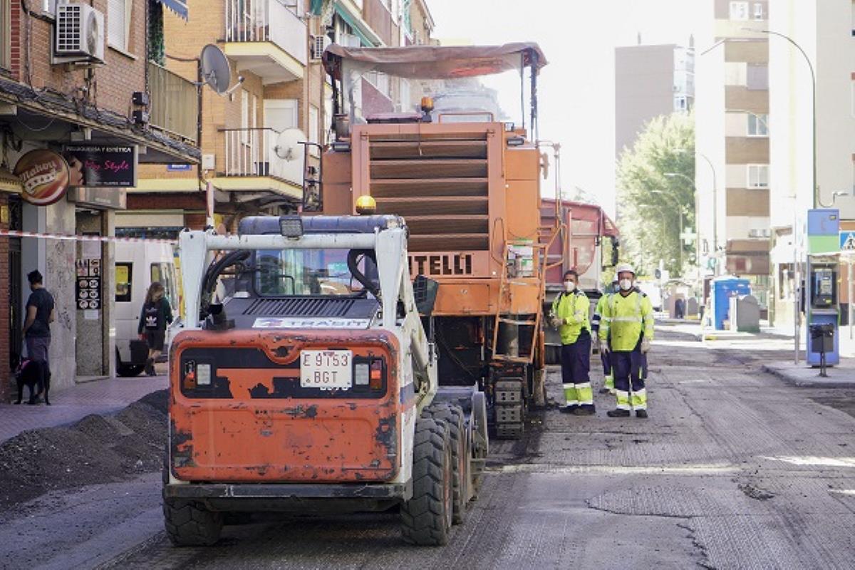 El asfaltado comenzó a principios de septiembre y cuenta con casi un millón de euros de presupuesto