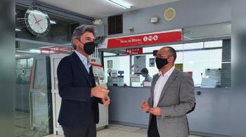 Andrés Lorite visitó el municipio para conocer de primera mano las necesidades en materia de transporte 
